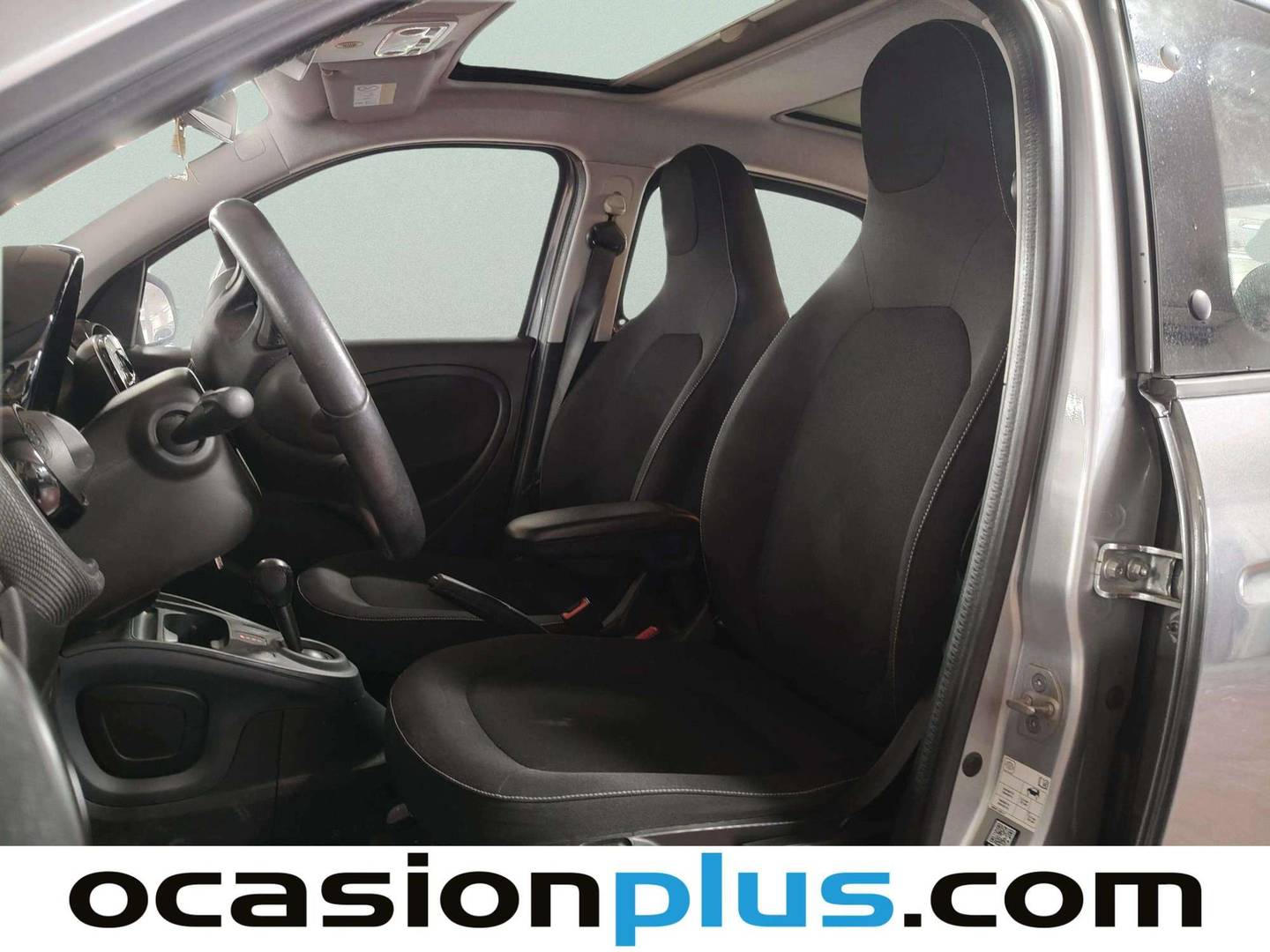 Foto asientos delanteros Smart forfour Smart ForFour EQ electric drive (82 CV)