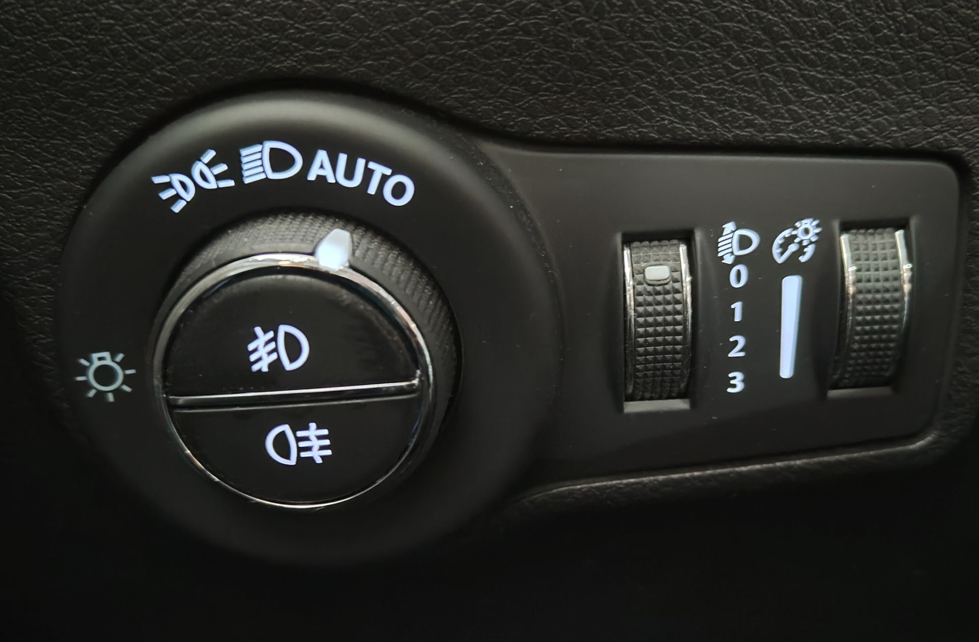 Jeep Compass 1.3 Gse T4 Longitude FWD - foto 11