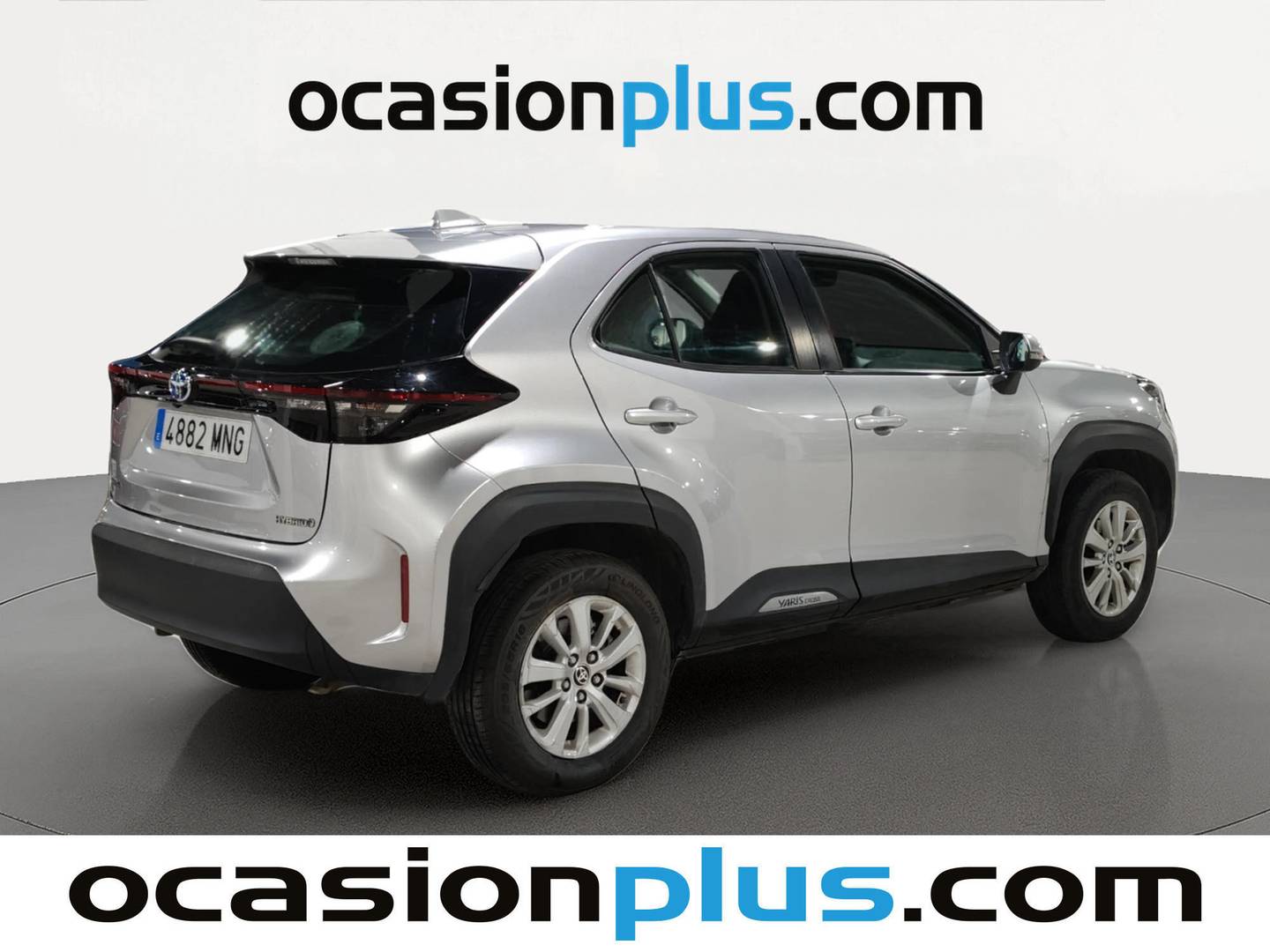 Foto trasera Toyota Yaris Cross Toyota Yaris Cross 120H Business Plus (116 CV) derecha