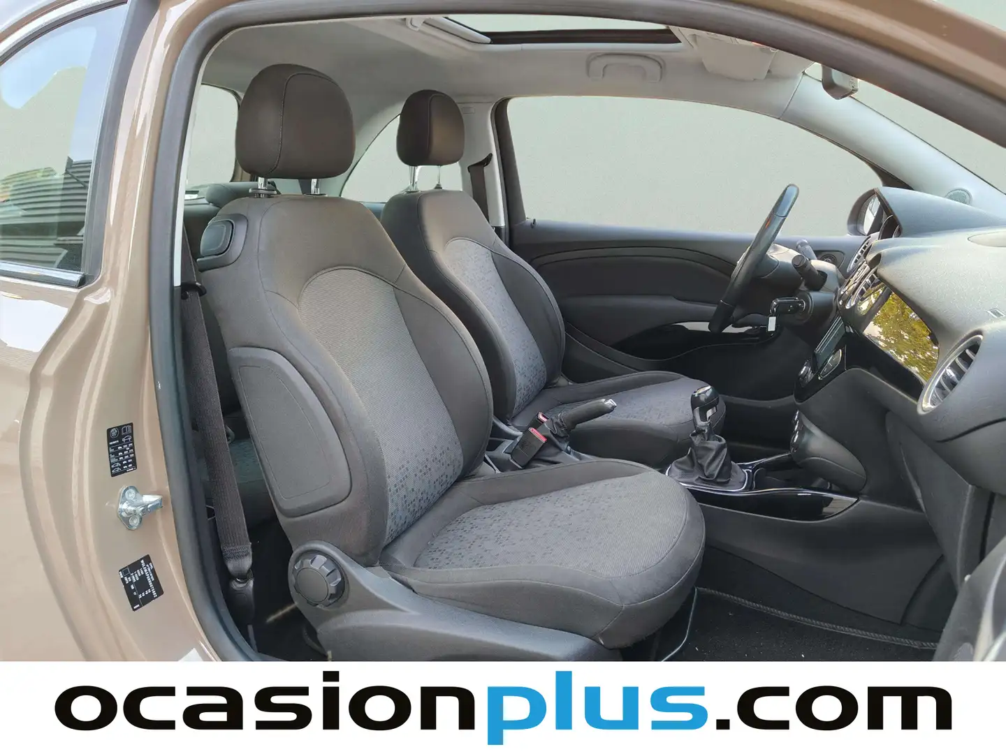 Foto Opel Adam Opel Adam 1.4 XEL Glam (87 CV)