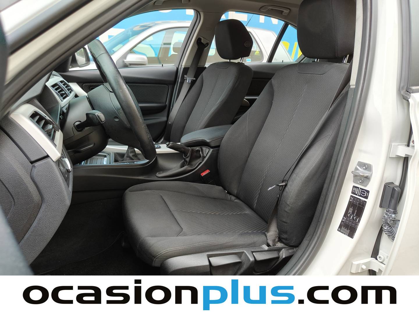 Foto asientos delanteros BMW Serie 3 BMW Serie 3 316d (116 CV)