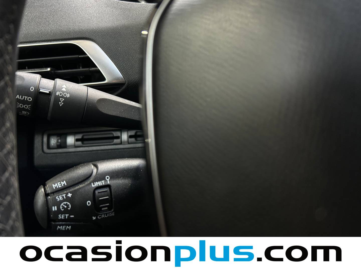 Foto Peugeot 3008 Peugeot 3008 BlueHDi 130 S&S Active  (130 CV)