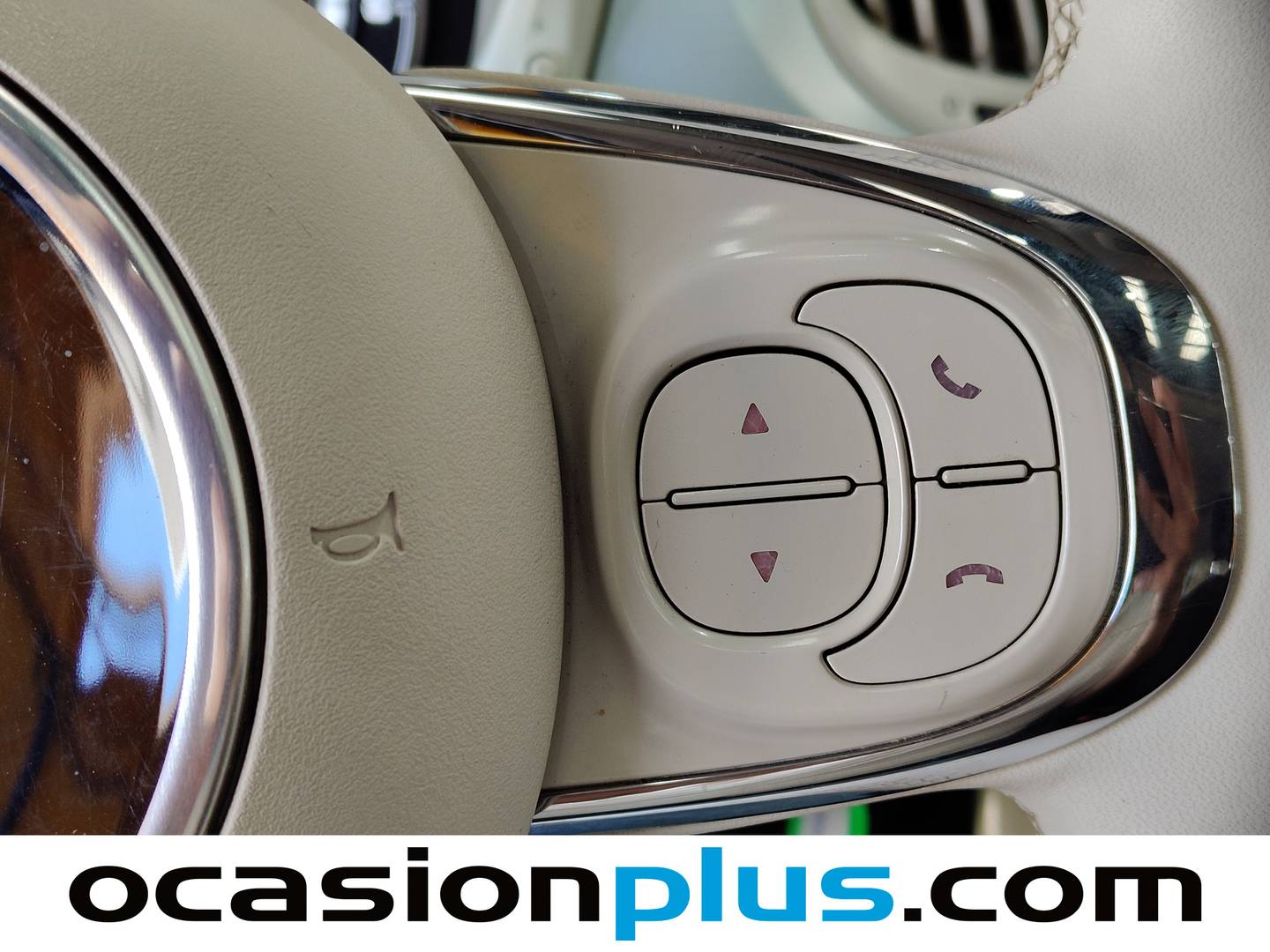 Fiat 500 Fiat 500 1.0 Hybrid Dolcevita (70 CV) de segunda mano