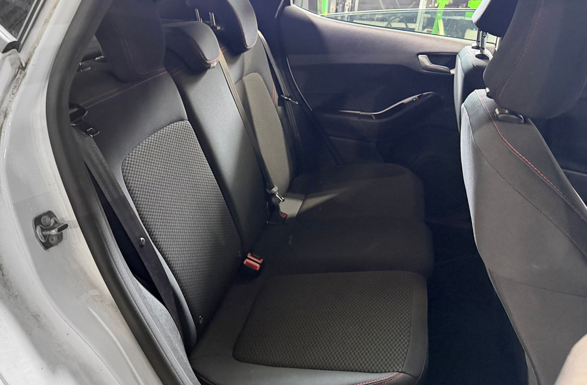 Ford Fiesta 1.0 EcoBoost ST-Line - foto 17