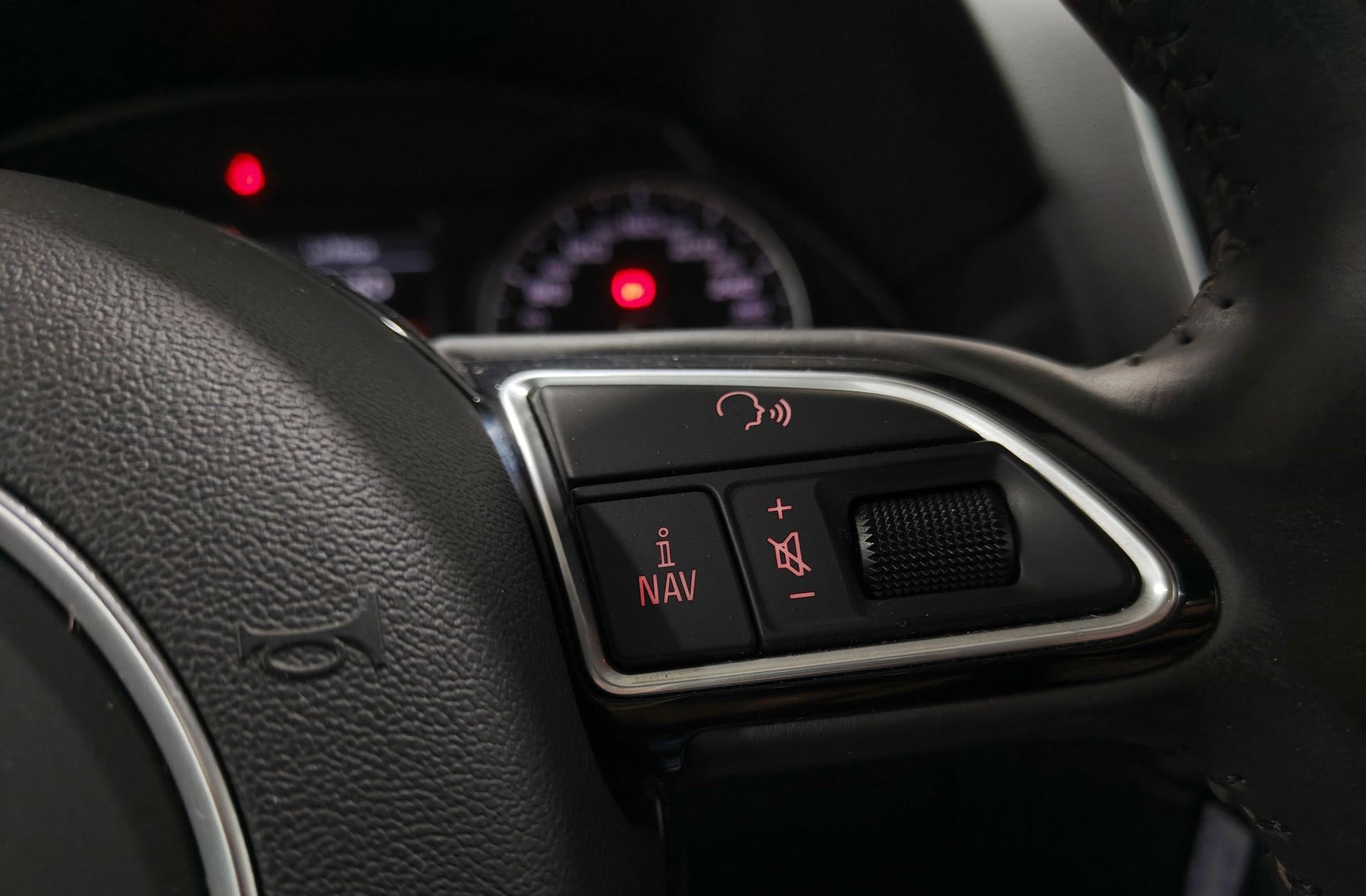 Audi Q5 S line edition 2.0 TDI ultra - foto 32