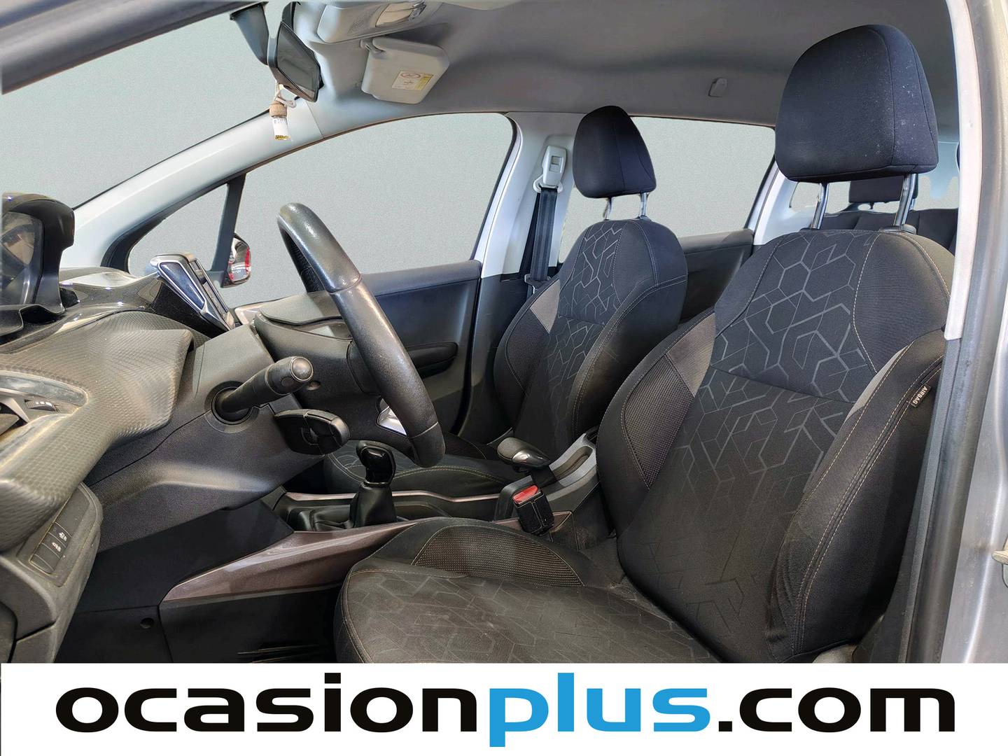 Foto asientos delanteros Peugeot 2008 Peugeot 2008 PureTech 110 S&S Active  (110 CV)