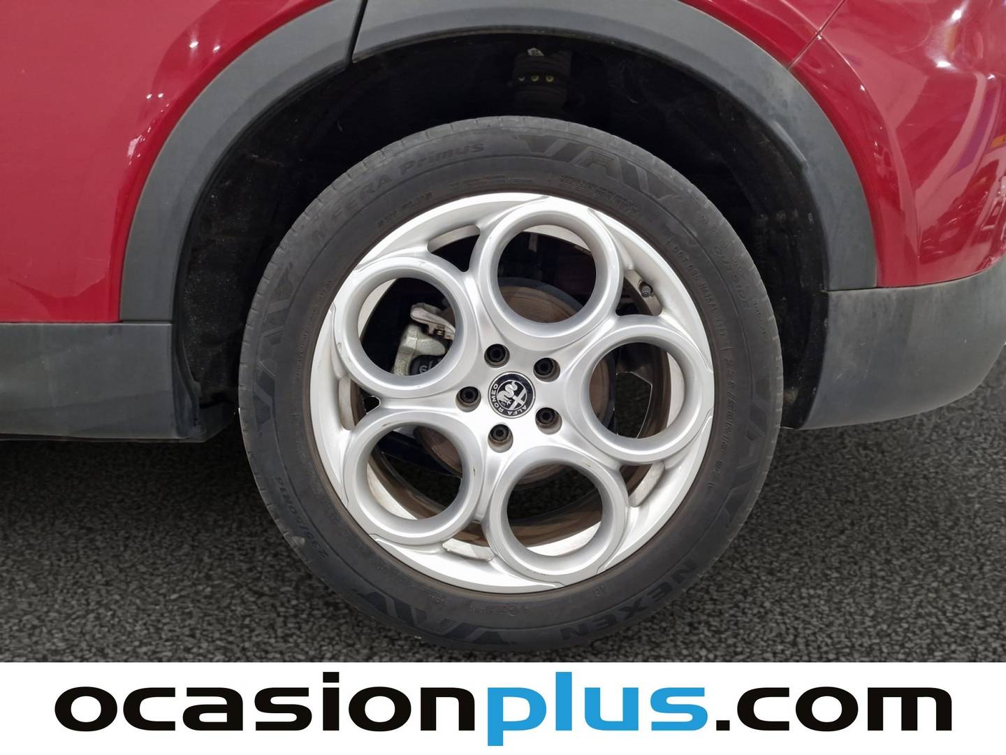 Foto Alfa Romeo Tonale Alfa Romeo Tonale 1.5 MHEV Sprint FWD (130 CV)