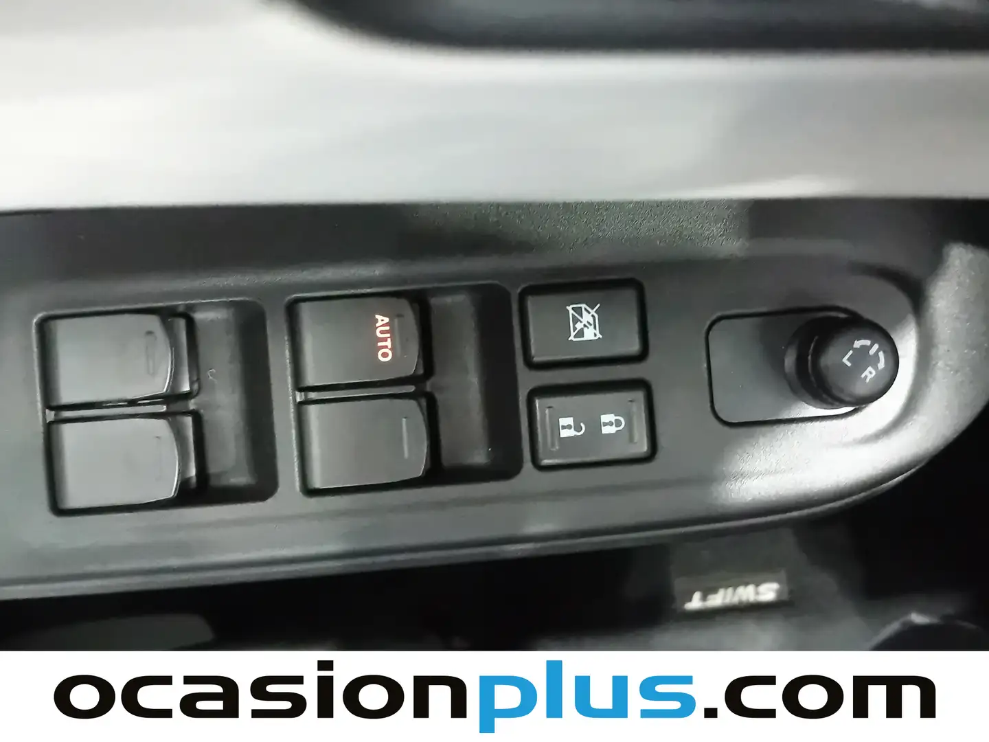 Foto Suzuki Swift Suzuki Swift 1.2 Mild Hybrid S2 (83 CV)