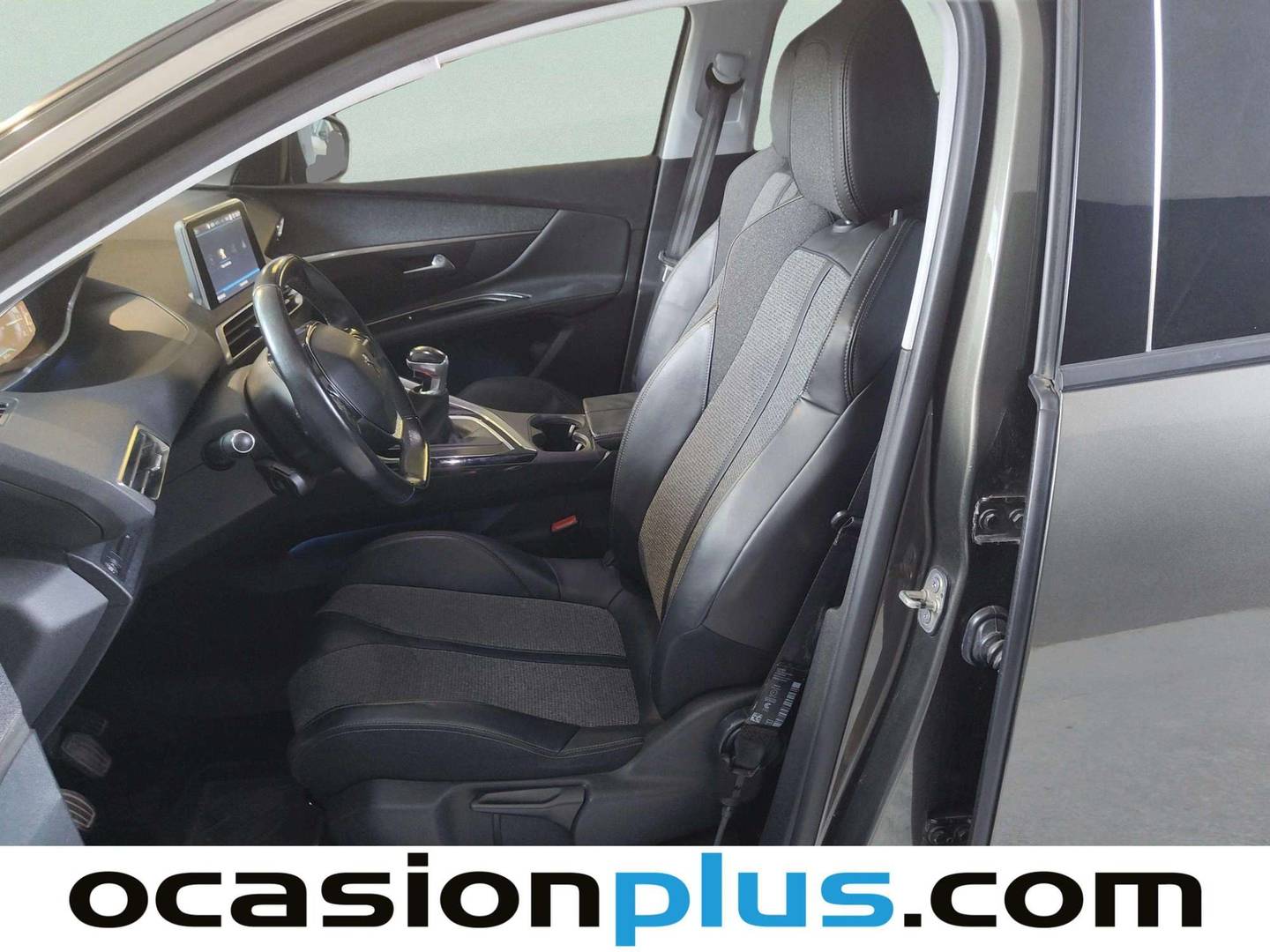 Foto asientos delanteros Peugeot 3008 Peugeot 3008 PureTech 130 S&S Allure (130 CV)