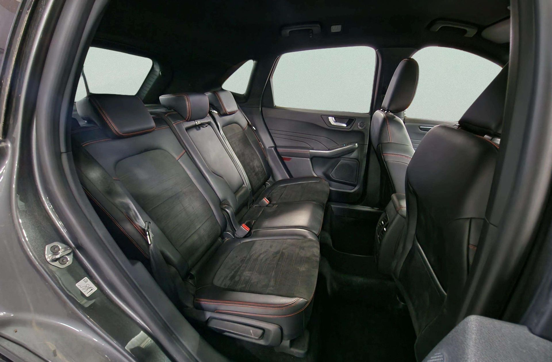 Ford Kuga 1.5T EcoBoost ST-Line X 4x2 - foto 21