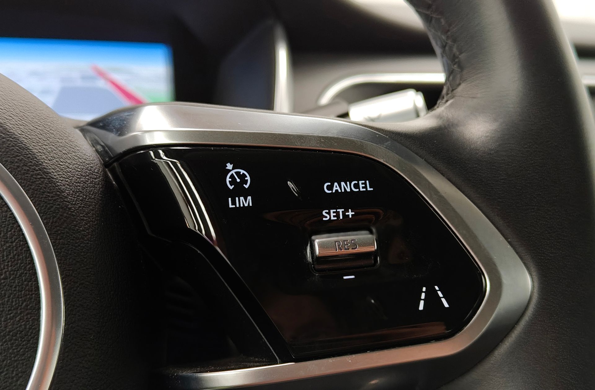 Jaguar I-Pace EV400 S 4WD - foto 33