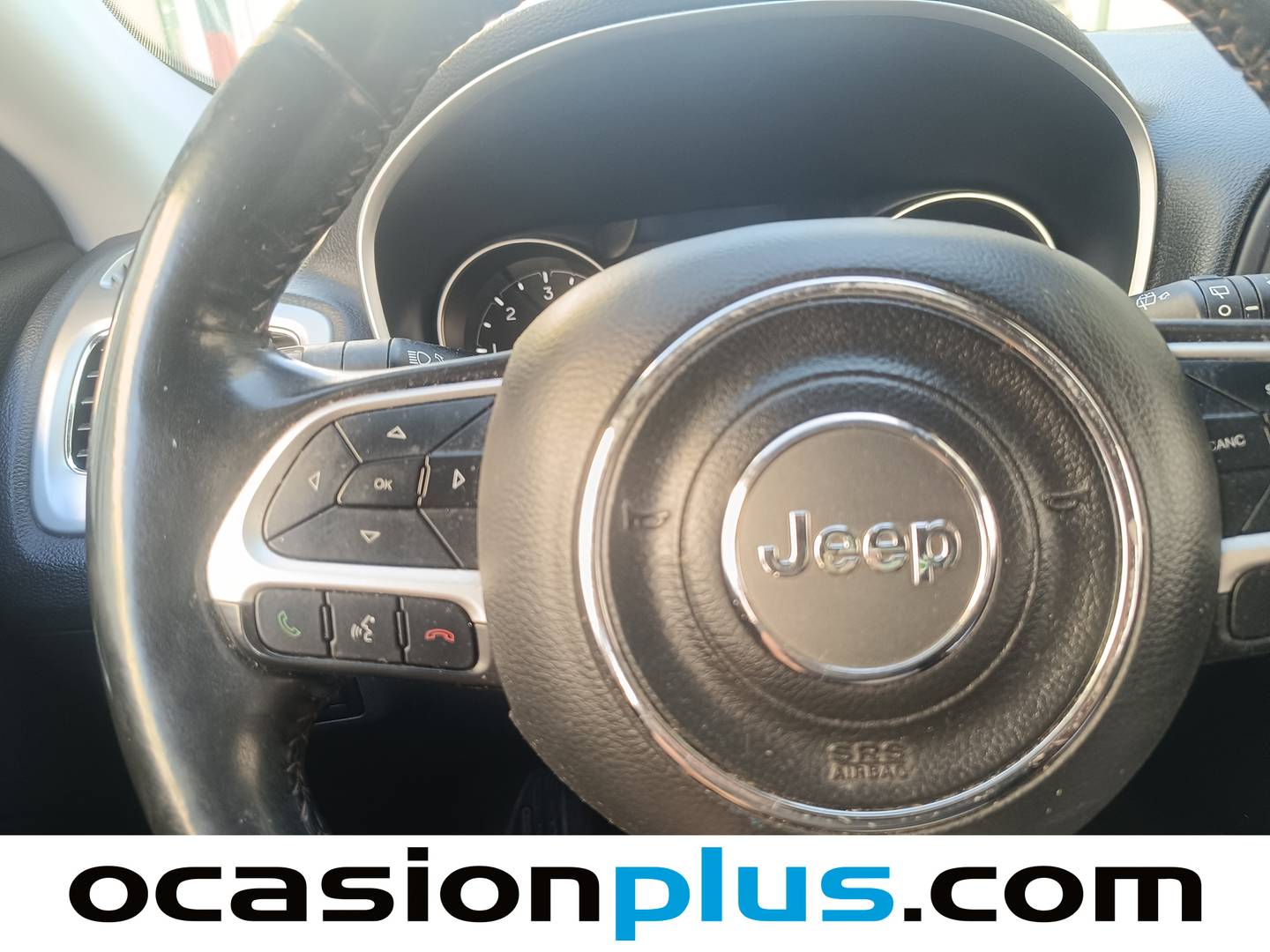 Equipamiento del Jeep Compass Jeep Compass 1.6 Multijet Longitude 4x2 (120 CV)