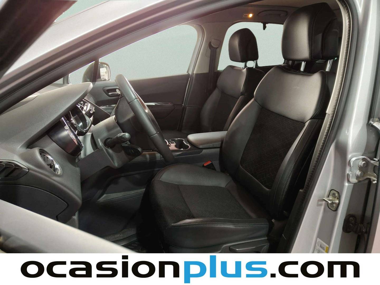 Foto asientos delanteros Peugeot 3008 Peugeot 3008 1.6 THP Allure Automático (156 CV)