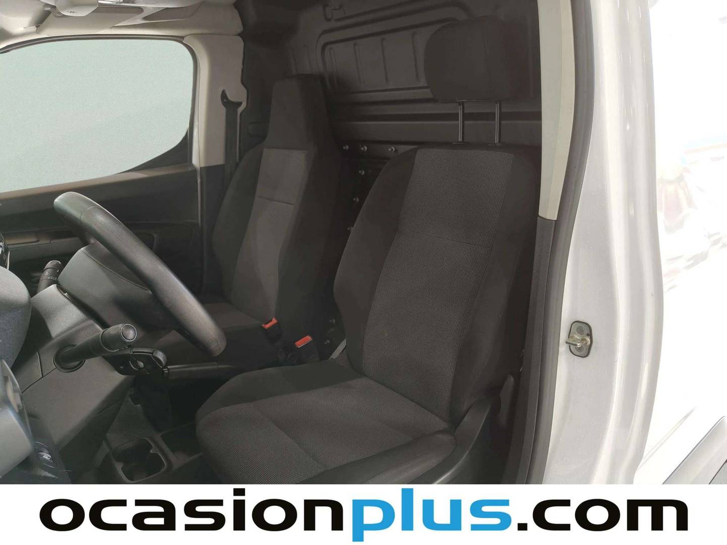 Foto Peugeot Partner Peugeot Partner Furgon BlueHDi 100 S&S Pro Standard 600kg (98 CV)