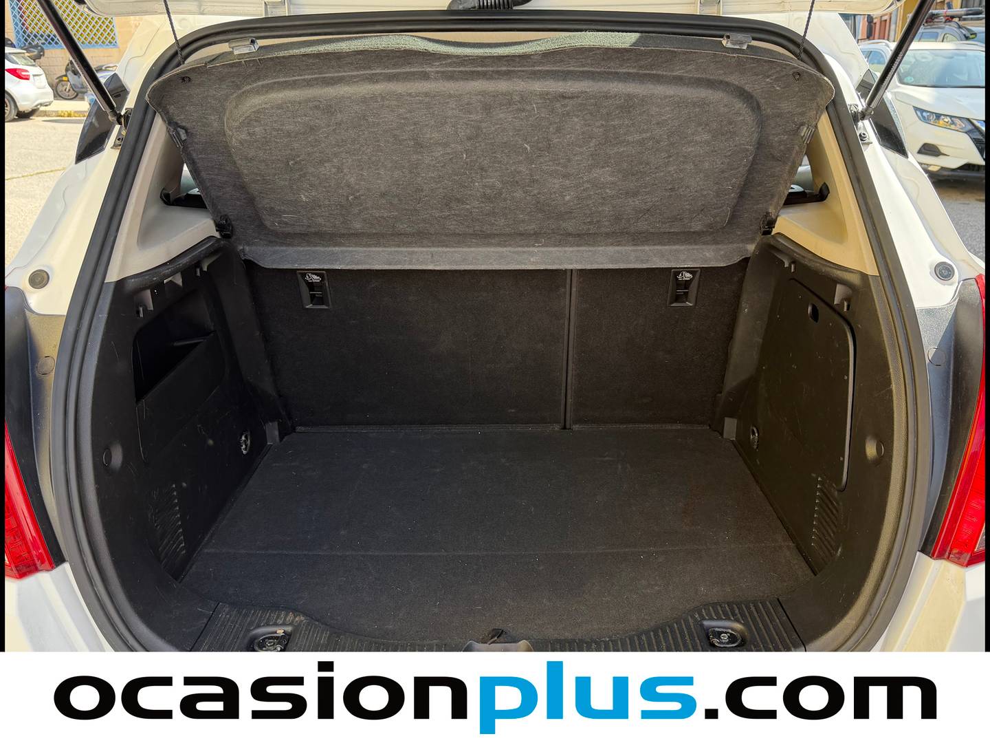 Fotos maletero Opel Mokka X Opel Mokka X 1.4 T S&S Selective 4x2 (140 CV)