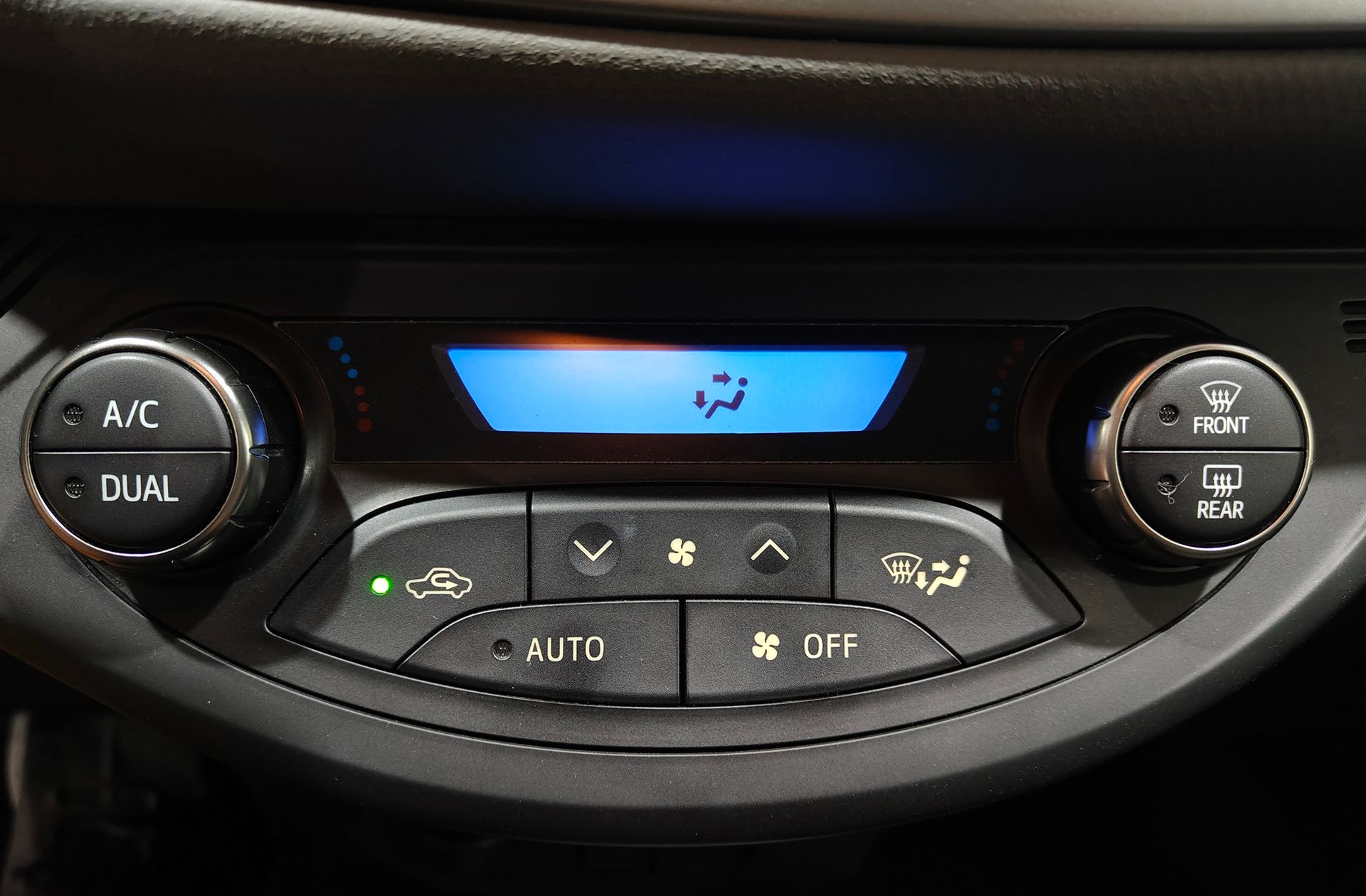 Toyota Yaris 1.5 Hybrid Active - foto 25