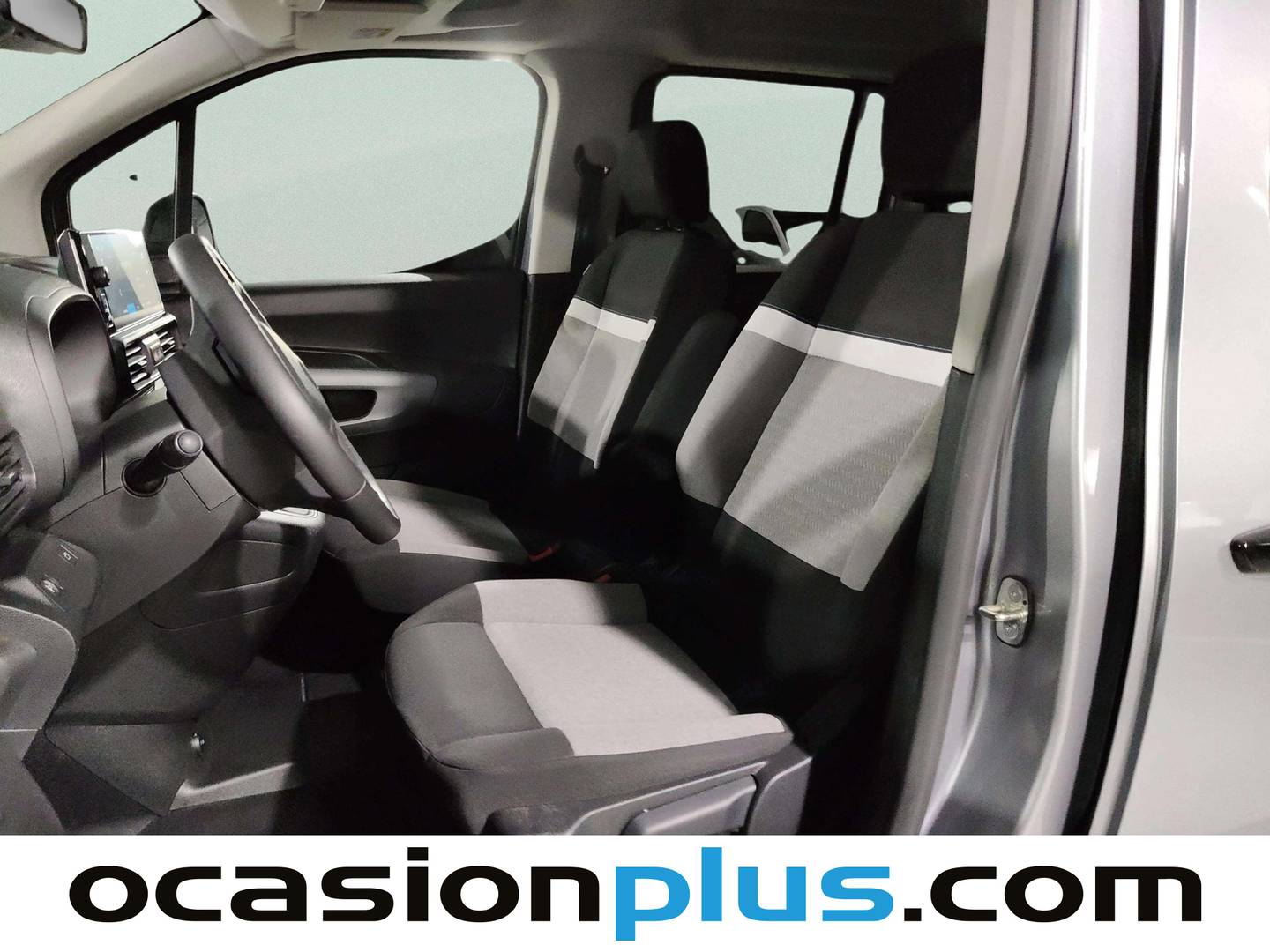 Foto asientos traseros Citroën Berlingo Citroën Berlingo BlueHDi 100 S&S Plus Talla XL (102 CV)
