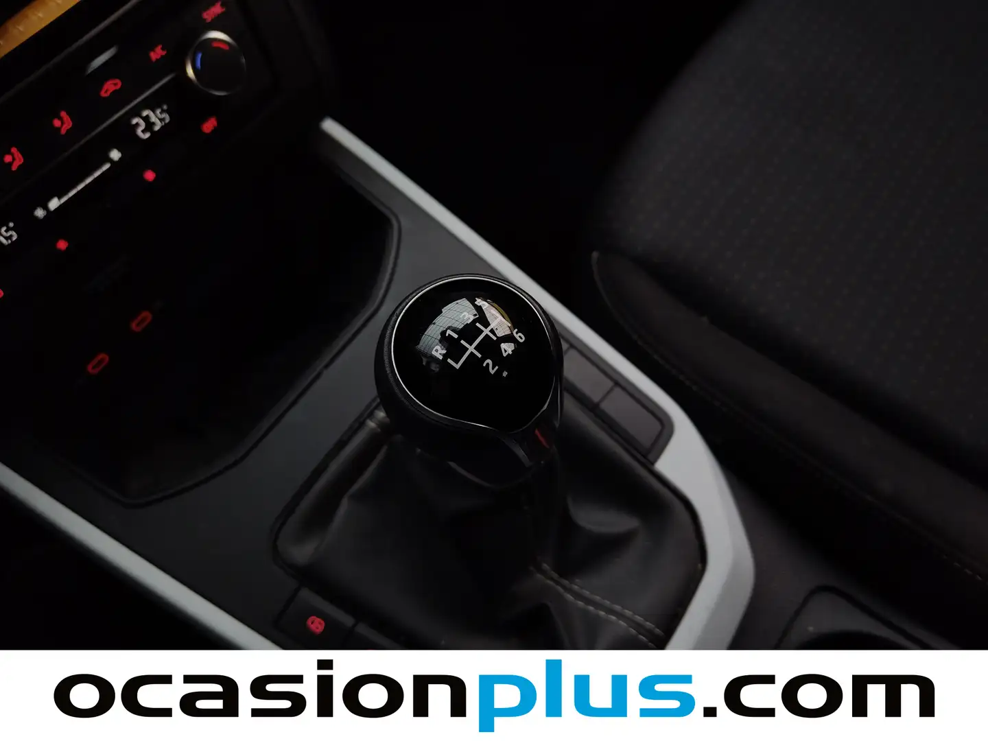 Foto Seat Arona SEAT Arona 1.0 TSI Style Plus (110 CV)