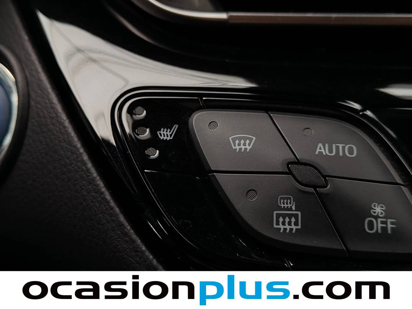 Extras y acabados del Toyota C-HR Toyota C-HR 1.8 125H Advance (122 CV)