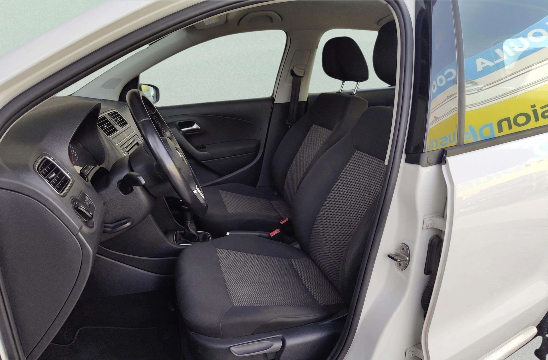 Volkswagen Polo Advance 1.2 TSI - foto 7