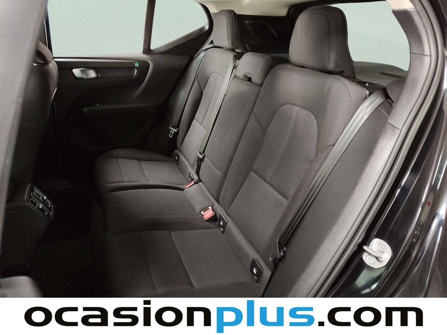 Foto asientos traseros Volvo XC40 Volvo XC40 B3 G Essential Auto (163 CV)