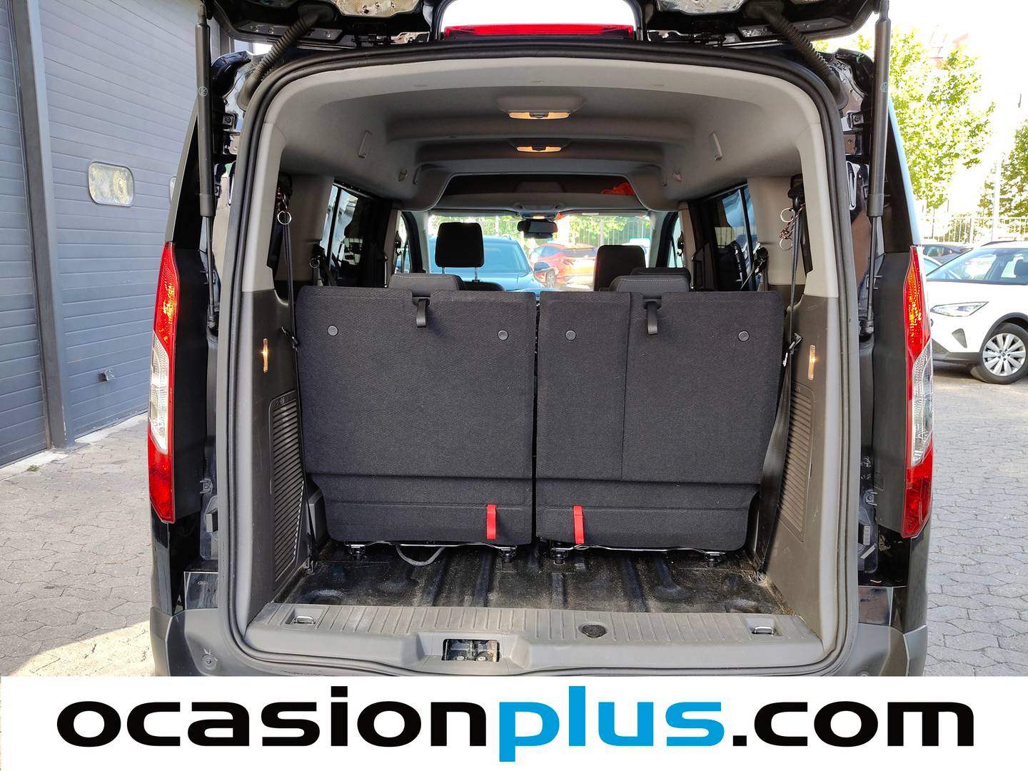 Fotos maletero Ford Transit Connect Ford Transit Connect 1.5 TDCI Trend 230 L2  (120 CV) 7 Plazas