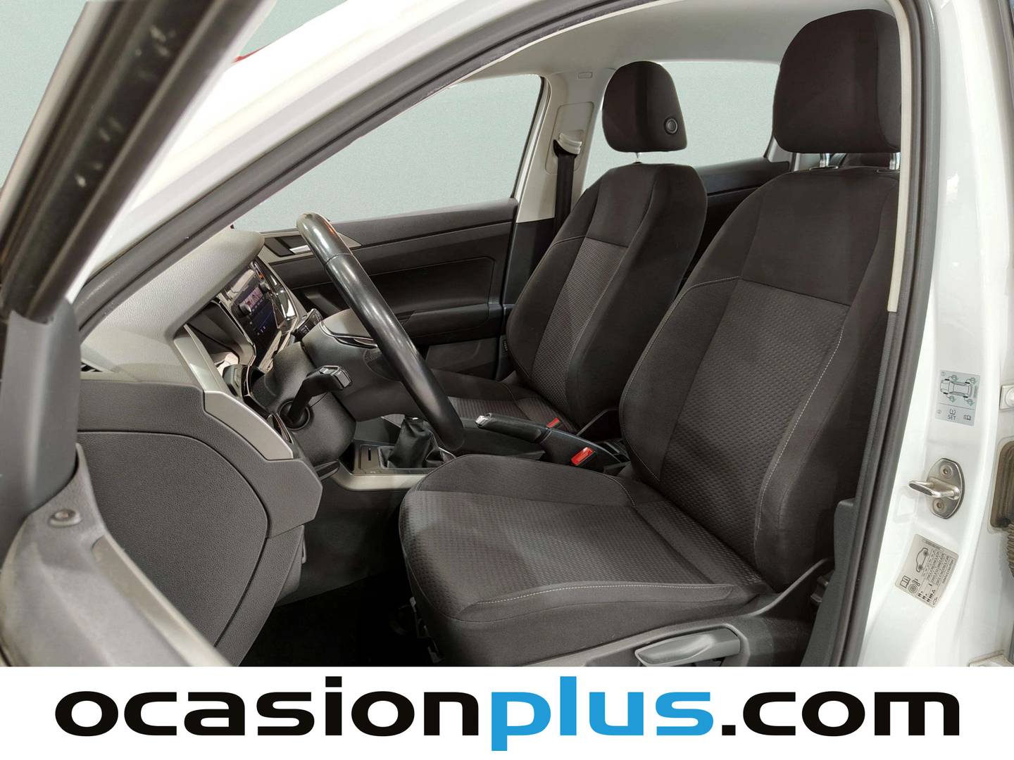 Foto asientos delanteros Volkswagen Polo Volkswagen Polo Advance 1.0 TSI (95 CV)