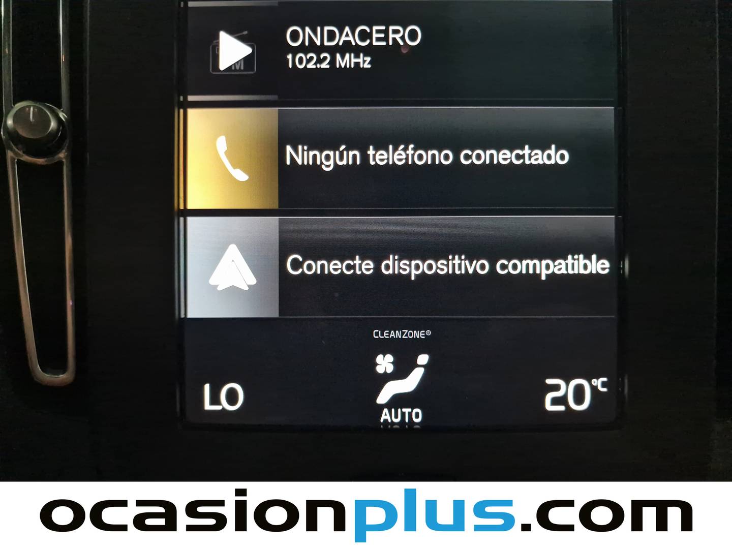 Equipamiento del Volvo XC40 Volvo XC40 T2 Momentum Core (129 CV)