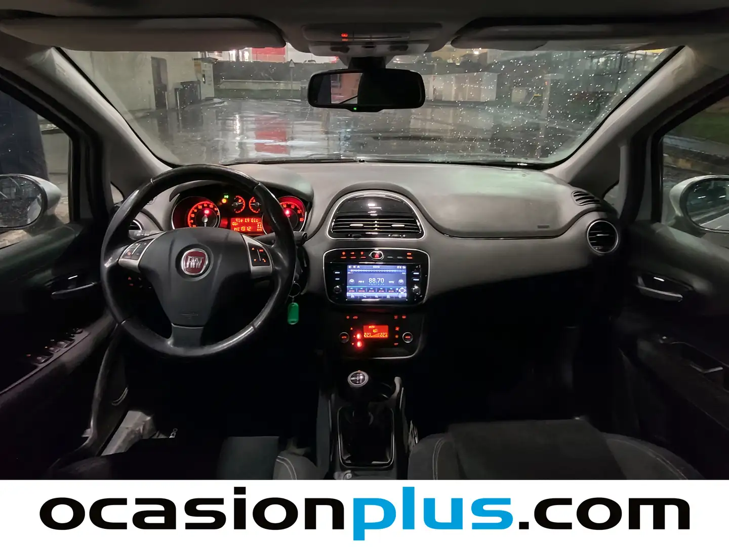 Foto Fiat Punto Fiat Punto 1.4 8v S&S Lounge (77 CV)