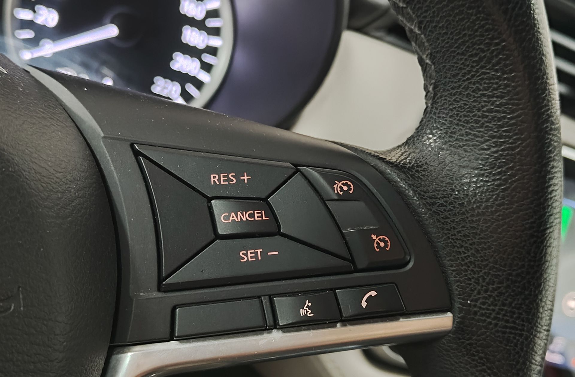 Nissan Micra IG-T N-Connecta CVT - foto 23