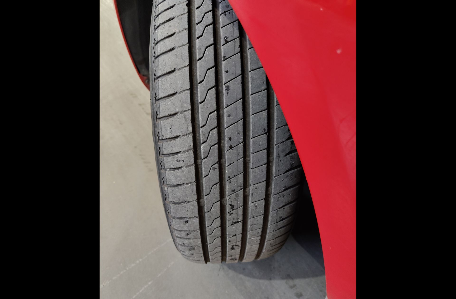 Ford Focus 1.6 TDCi Titanium - foto 27