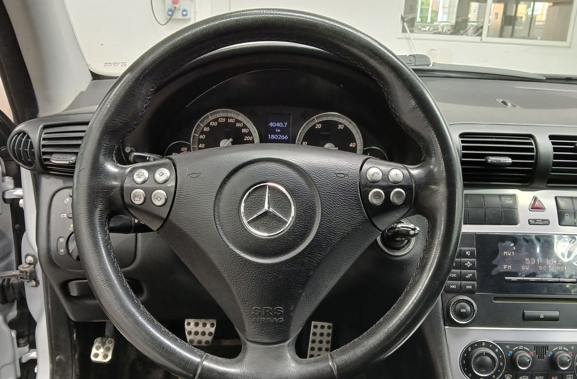 Mercedes-Benz Clase C C Sportcoupe 220 CDI - foto 17