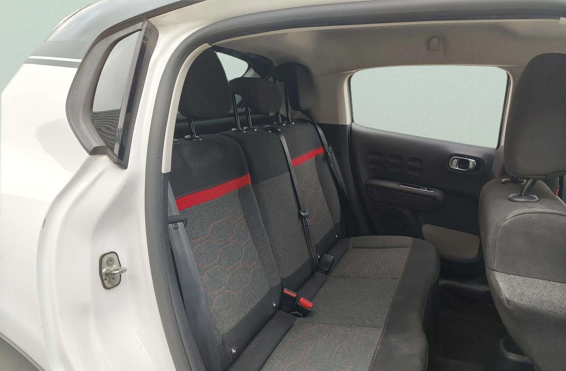 Citroën C3 PureTech 110 Shine EAT6 - foto 15