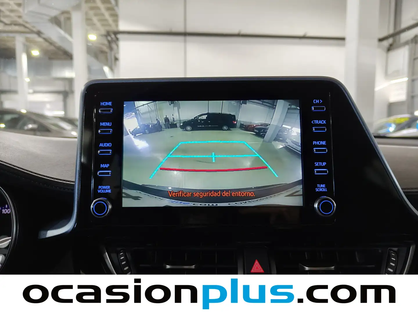 Foto Toyota C-HR Toyota C-HR 1.8 125H Advance (122 CV)