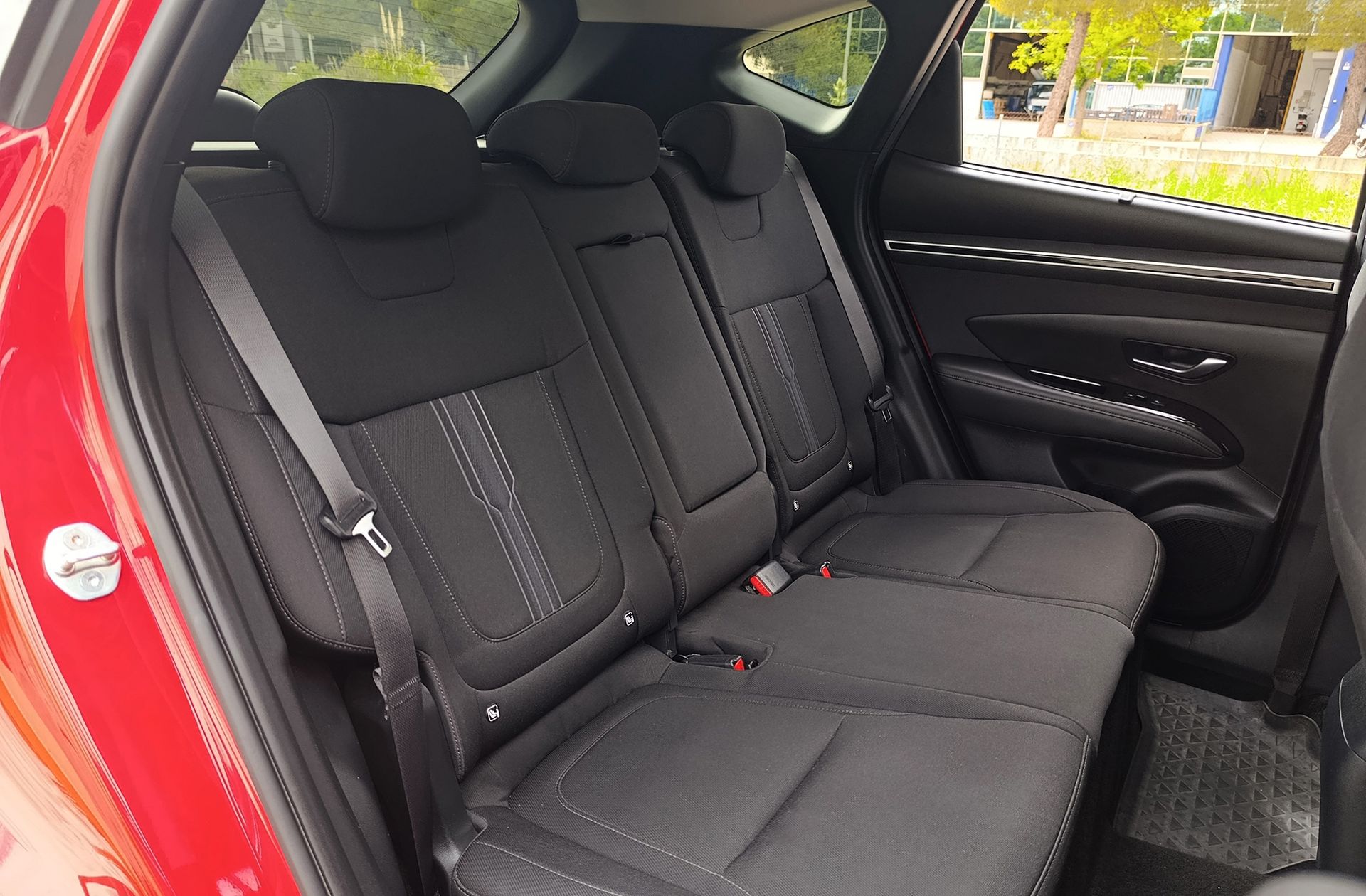 Hyundai Tucson 1.6 T-GDi HEV Tecno 2C - foto 21