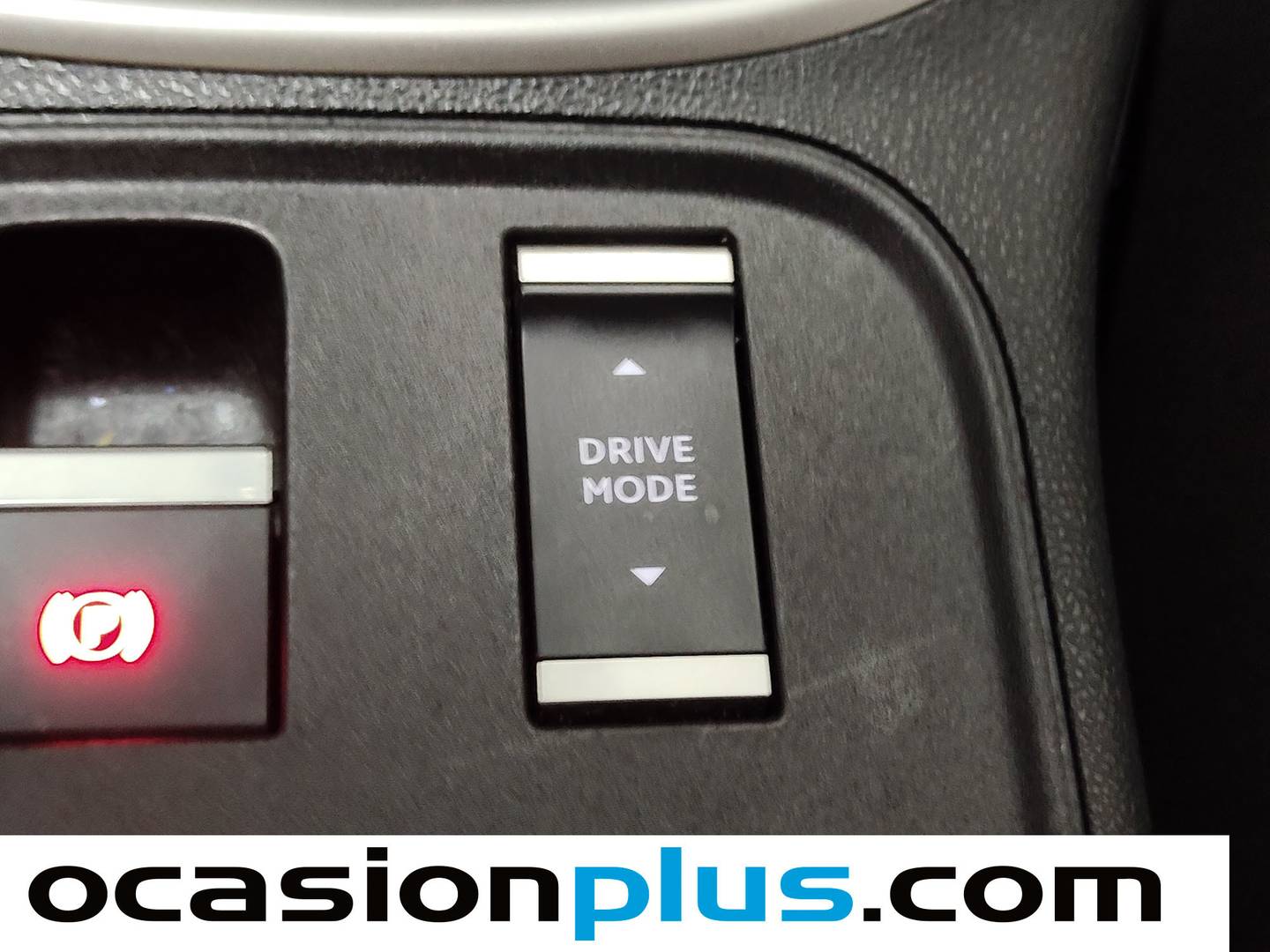 Foto Jeep Avenger Jeep Avenger 1.2 G Summit (100 CV)