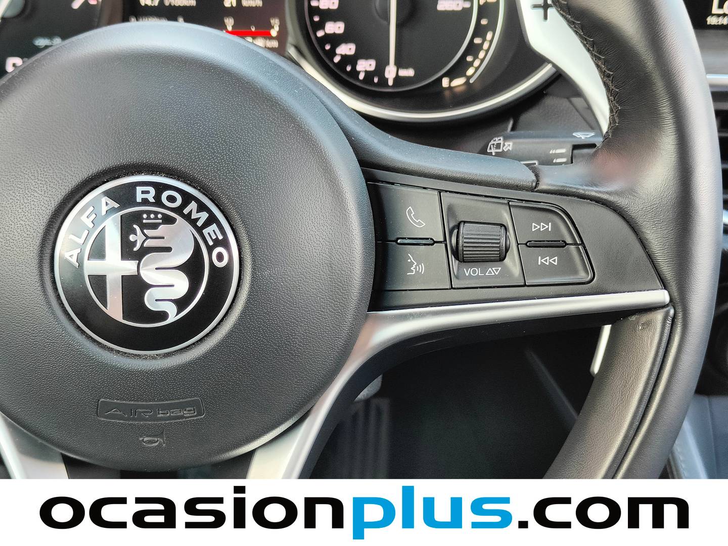 Foto Alfa Romeo Stelvio Alfa Romeo Stelvio 2.0 Petrol First Edition (II) Q4 (280 CV)