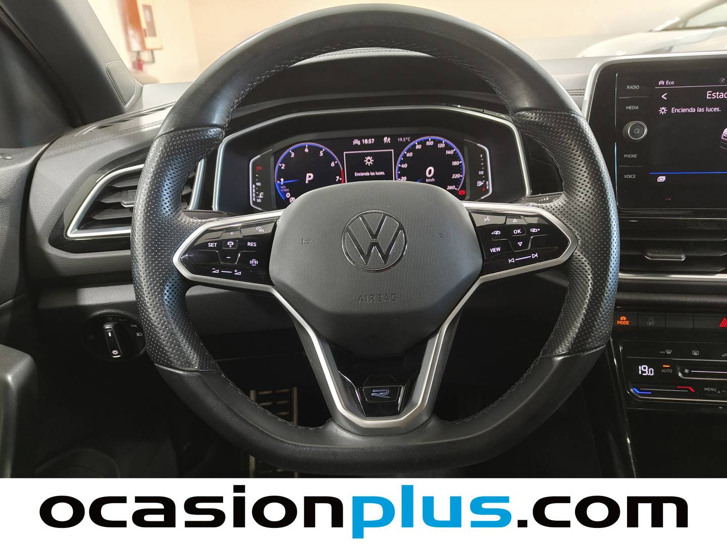 Foto Volkswagen T-Roc Volkswagen T-Roc R-Line 1.5 TSI (150 CV) DSG