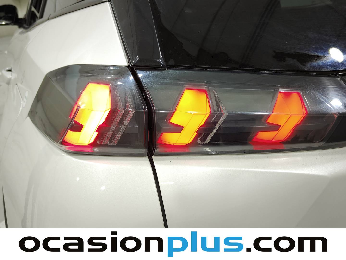 Foto Peugeot 2008 Peugeot 2008 PureTech 130 S&S Allure Pack (130 CV)