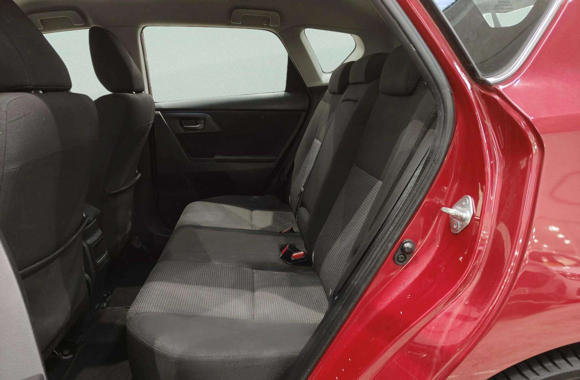 Toyota Auris 120D Active - foto 11