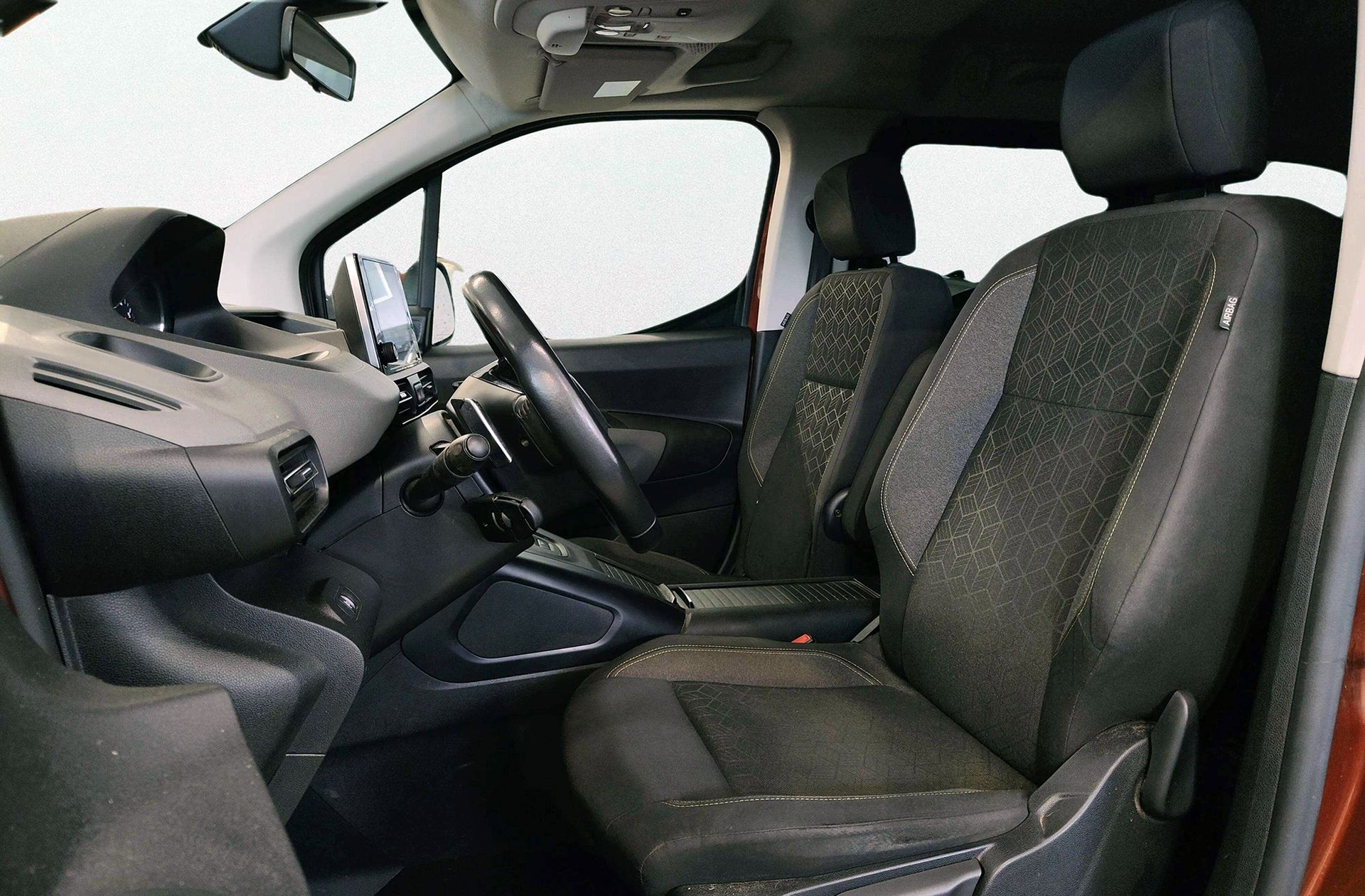 Peugeot Rifter BlueHDi 130 Active Long EAT8 - foto 11