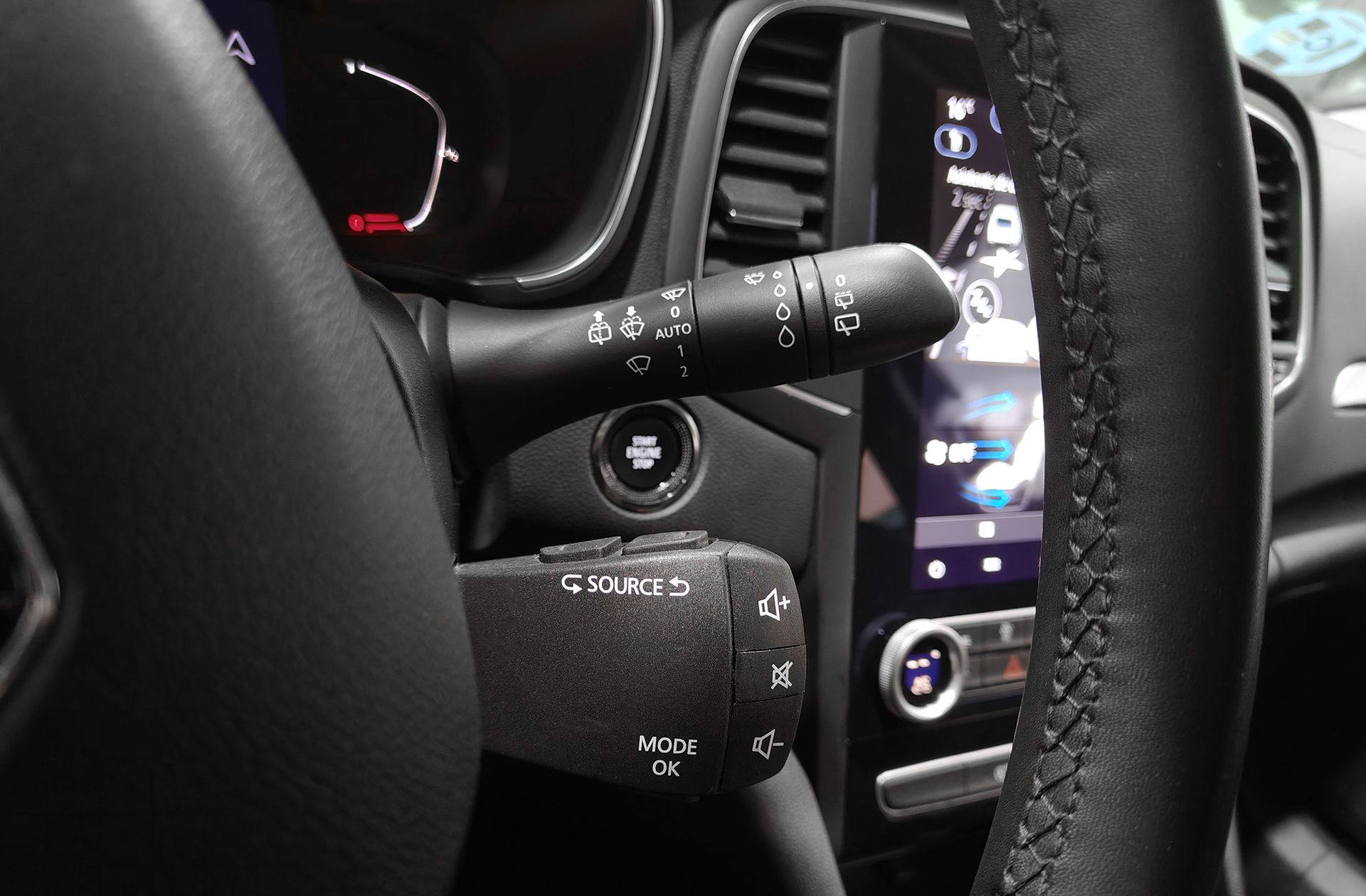 Renault Mégane Sport Tourer Techno TCe EDC GPF - foto 29