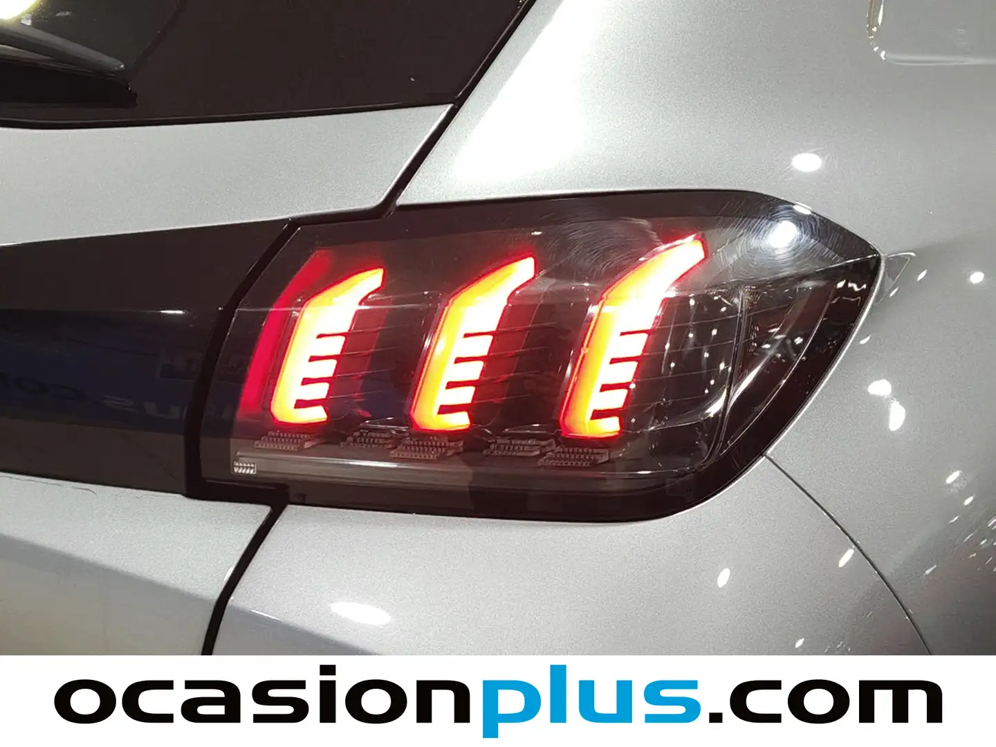 Foto Peugeot 208 Peugeot 208 PureTech 100 Allure (100 CV)