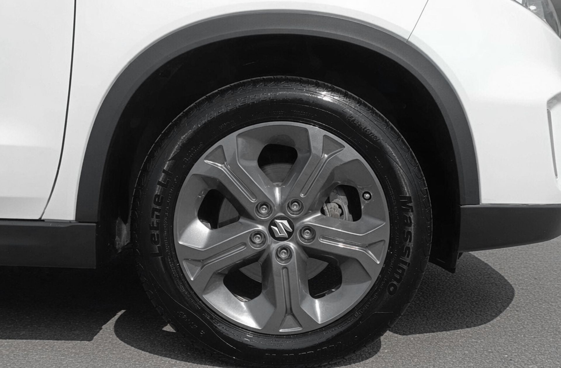 Suzuki Vitara 1.6 Ddis GLE 4WD - foto 35