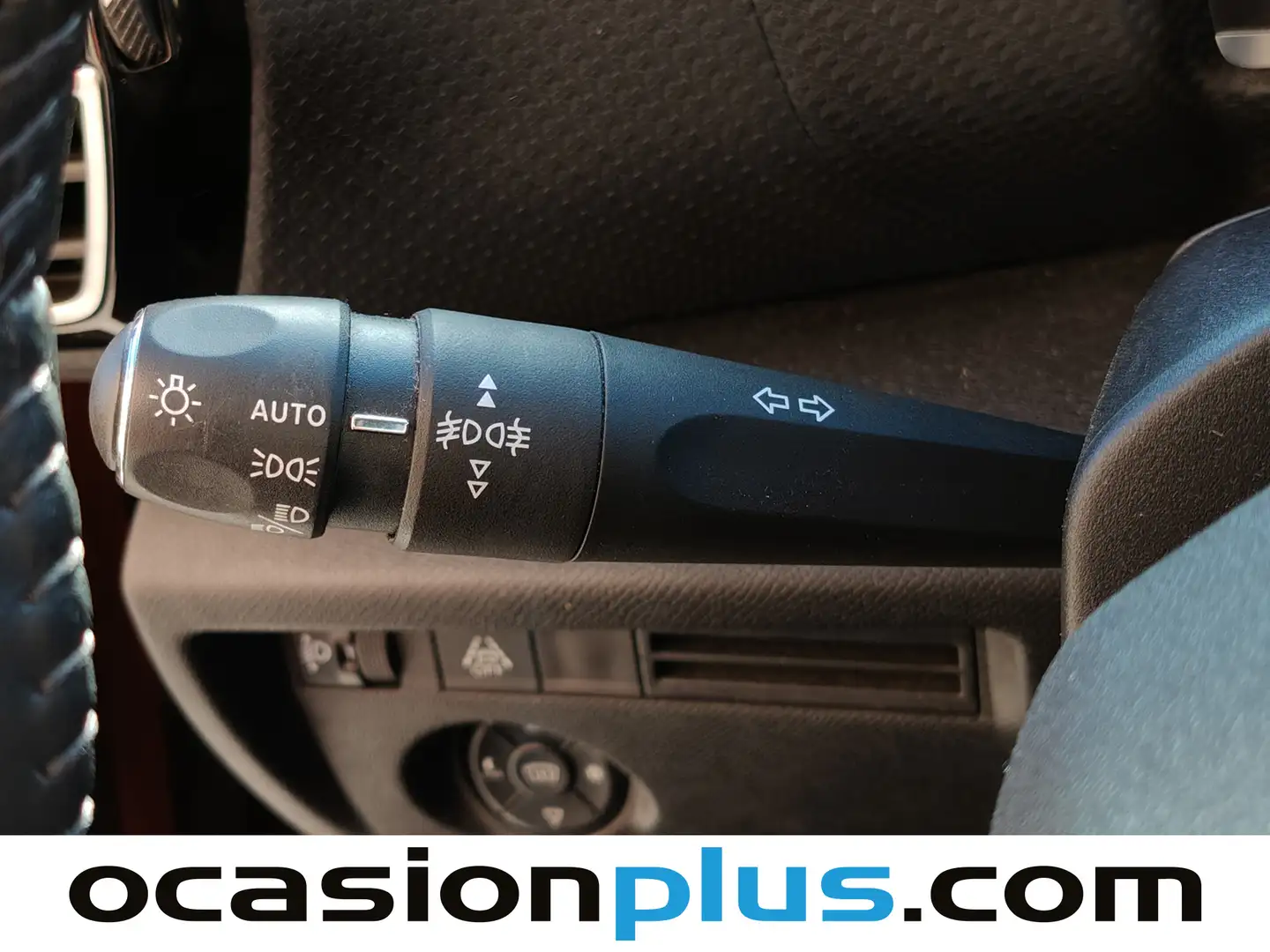 Foto Citroën C4 Citroen C4 BlueHDi 130 S&S Feel Pack EAT8 (130 CV)