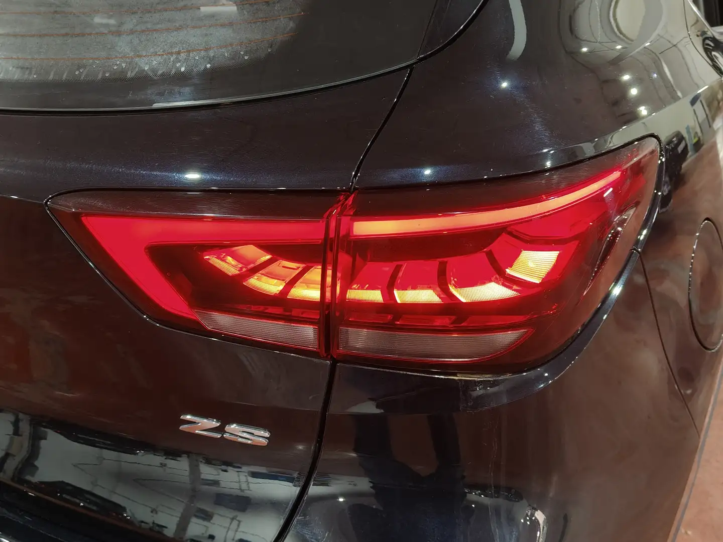 Foto MG ZS MG ZS 1.5 Luxury (106 CV)