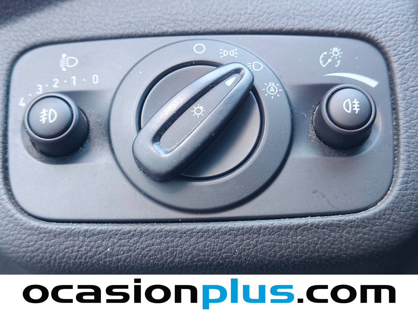 Ford Grand C-Max Ford Grand C-Max 1.5 TDCI Trend+ Powershift (120 CV) de segunda mano