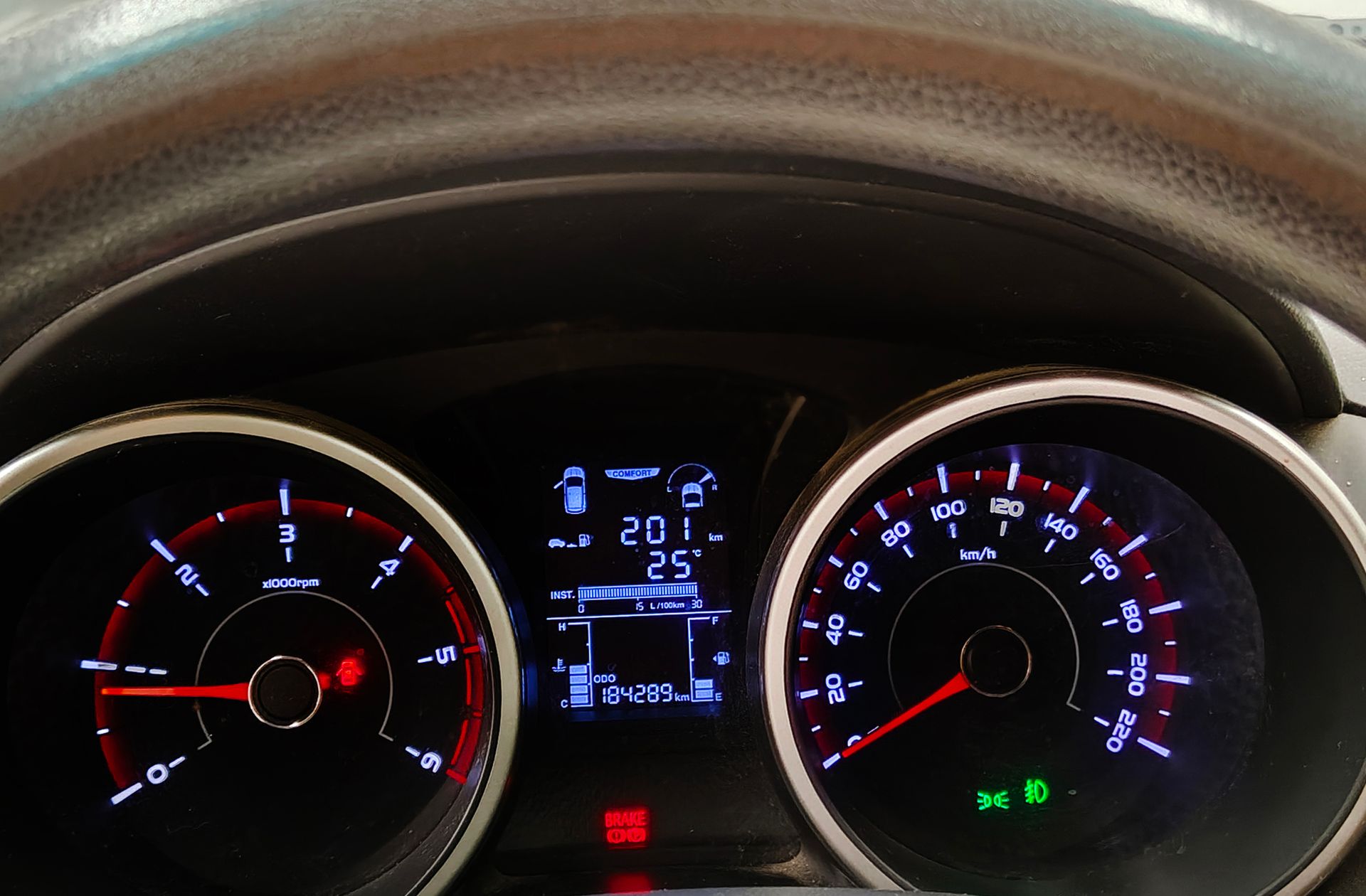 SsangYong Tivoli D16T Premium 4x2 - foto 18