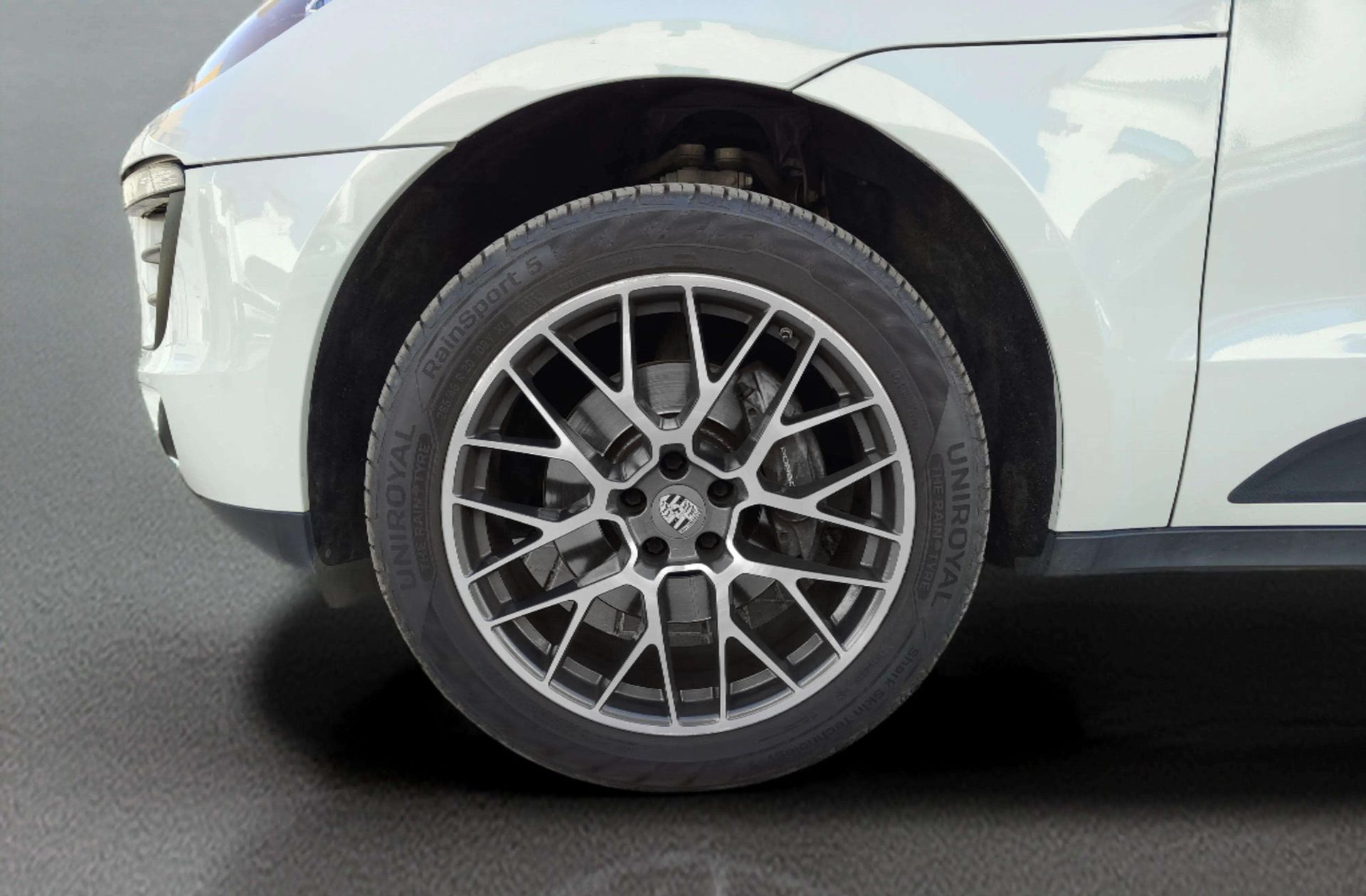 Porsche Macan - foto 37