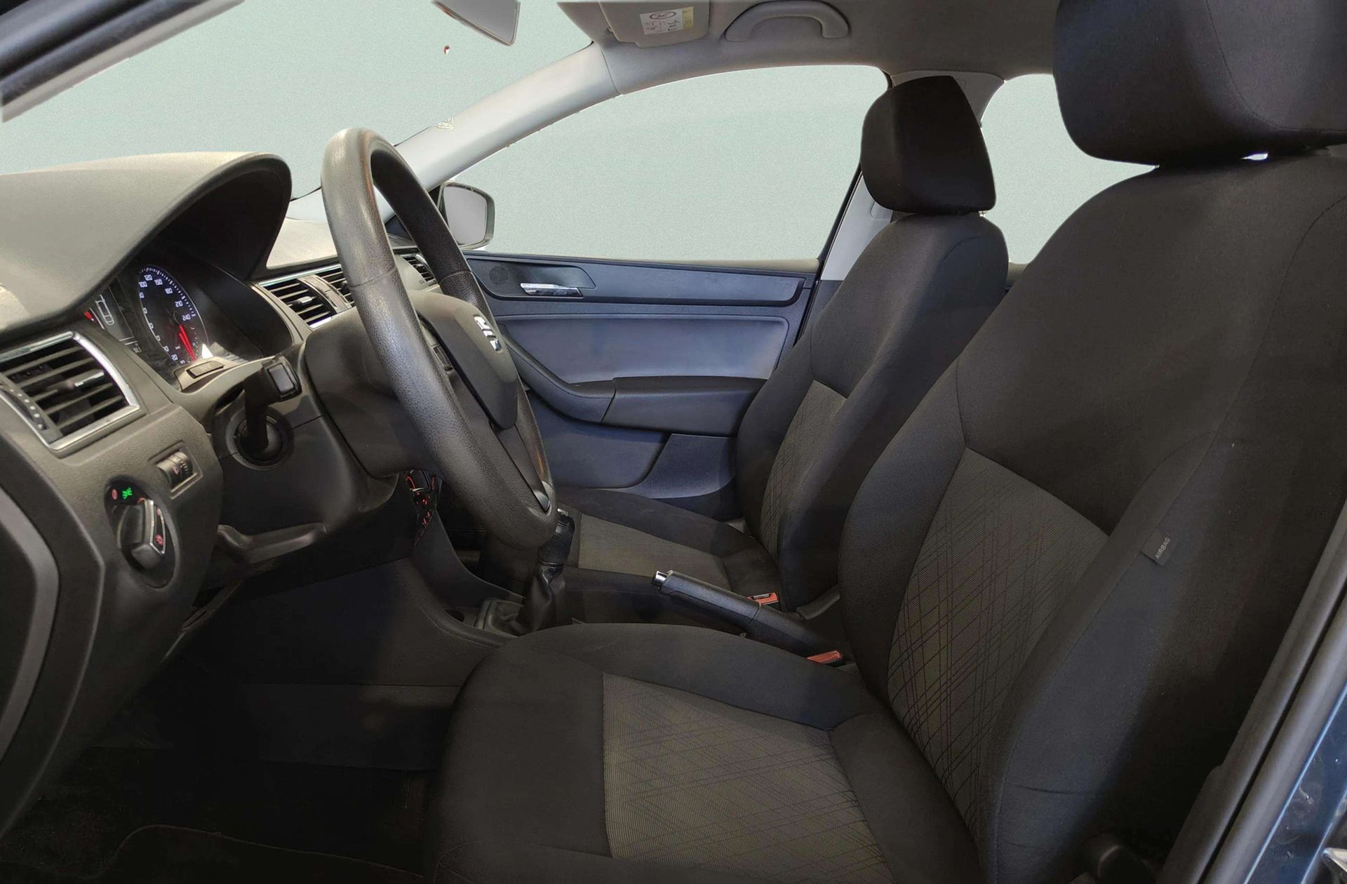SEAT Toledo 1.2 TSI Reference - foto 9